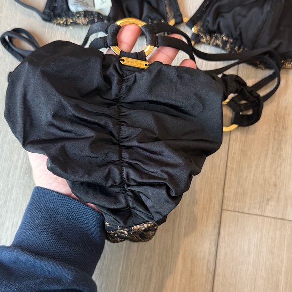 Beach Bunny Bikini - Picture 6 of 6